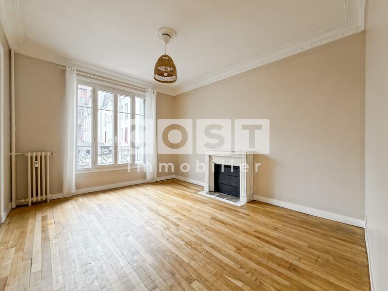 Appartement - 80 m² - 4 pièces