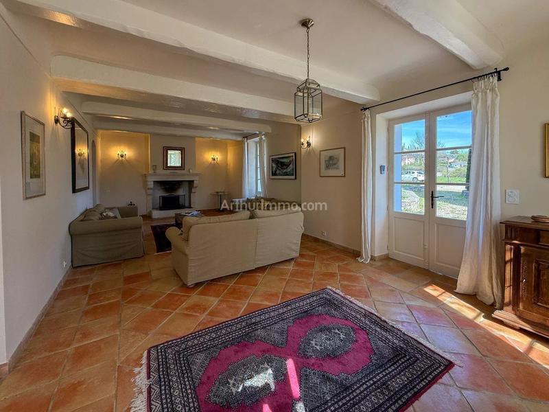 Maison - 359 m² - 10 pièces