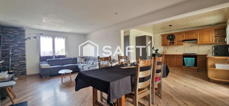 Maison - 110 m² - 5 pièces