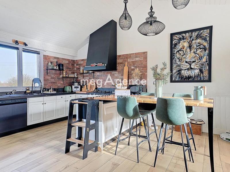 Maison - 127 m² - 6 pièces