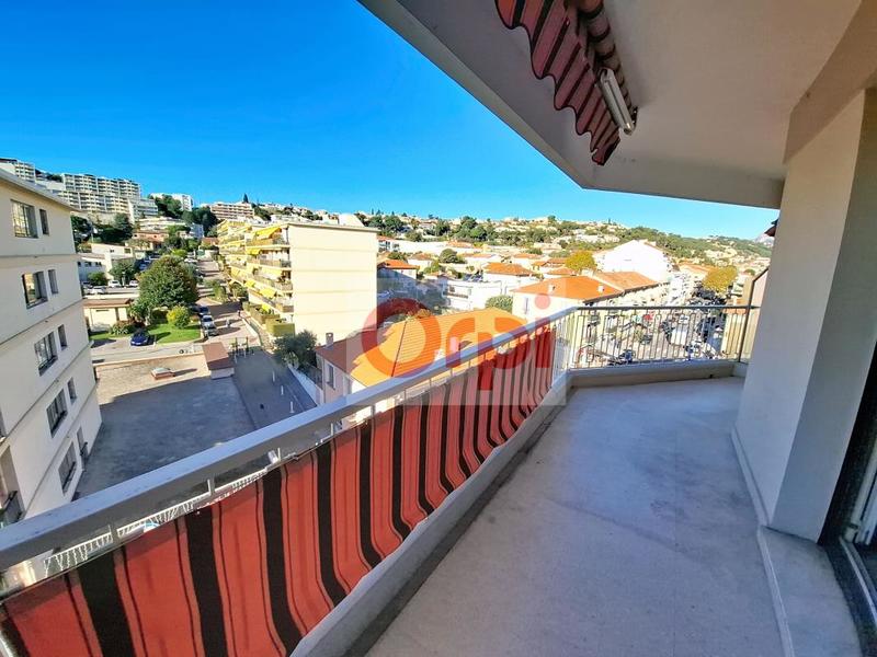 Studio - 37 m² - 1 pièce