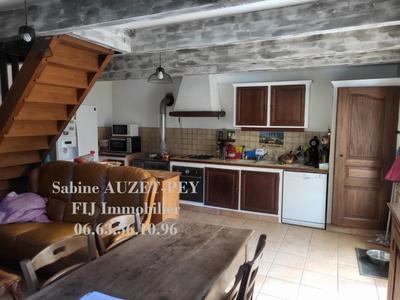 Propriété - 180 m² - 5 pièces