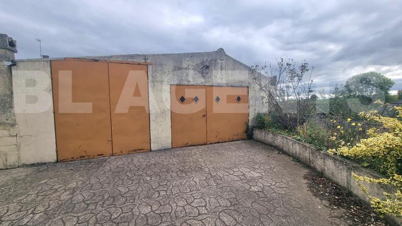 Maison - 93 m² - 5 pièces