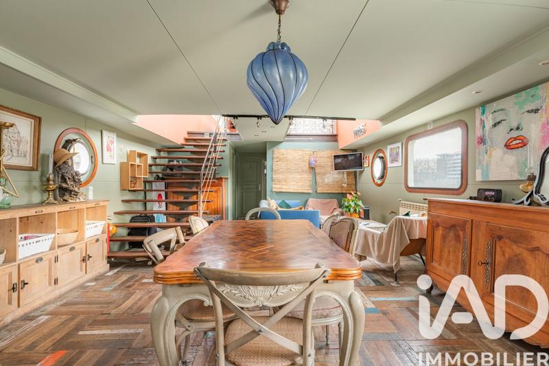 Appartement - 220 m² - 9 pièces