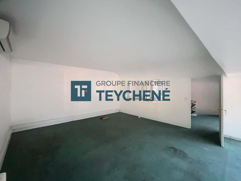 Local commercial - 235 m²