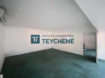 Local commercial - 235 m²