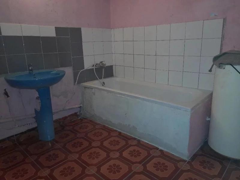 Entrepôt - 90 m² - 5 pièces