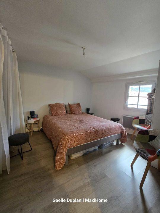 Maison - 75 m² - 5 pièces