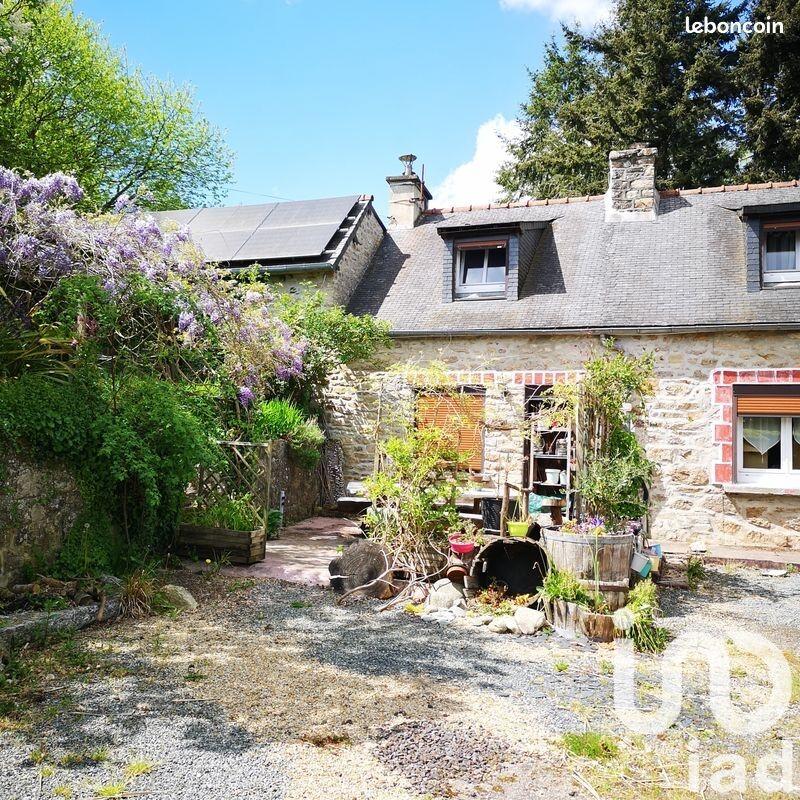 Maison - 103 m² - 8 pièces