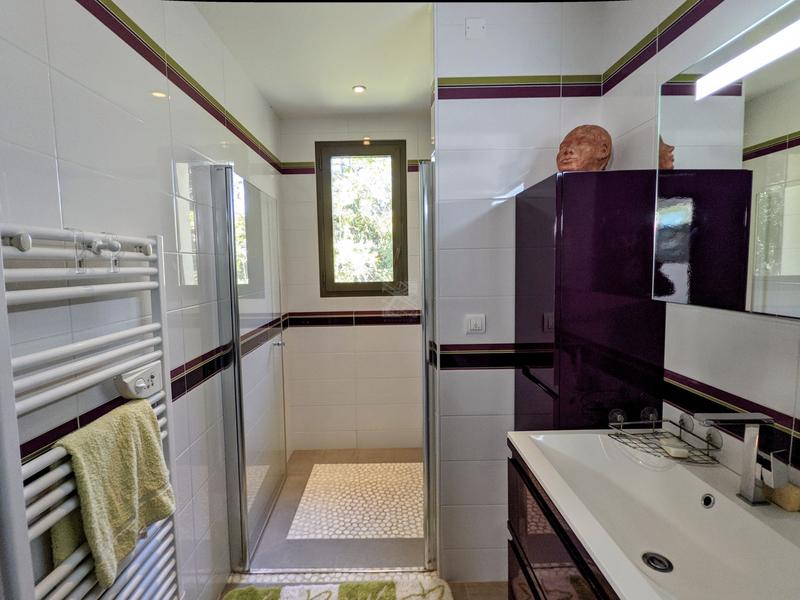 Maison - 96 m² - 4 pièces