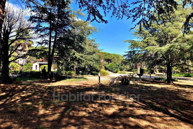 Mas - 170 m² - 6 pièces