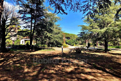 Mas - 170 m² - 6 pièces