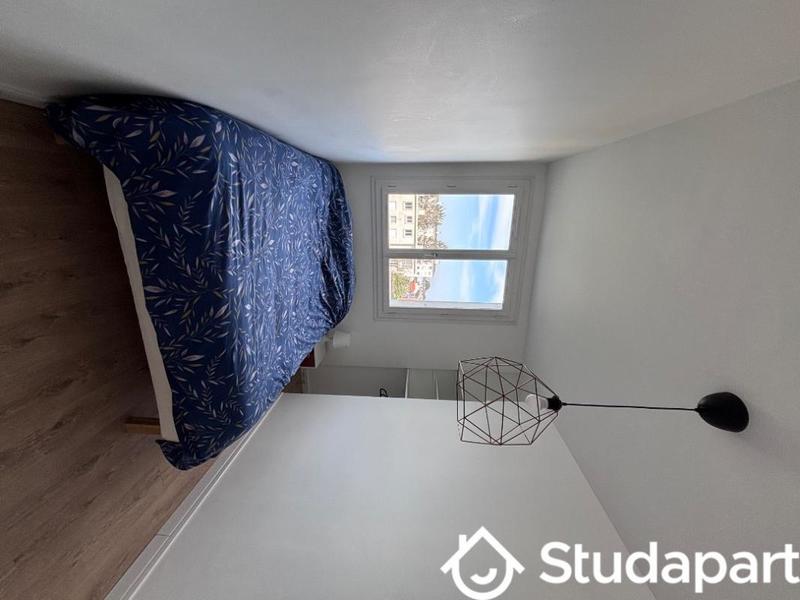 Chambre - 10 m² - 1 pièce