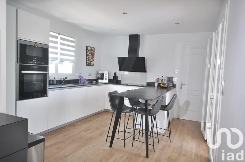 Maison - 161 m² - 6 pièces