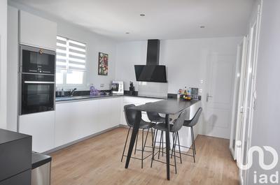 Maison - 161 m² - 6 pièces