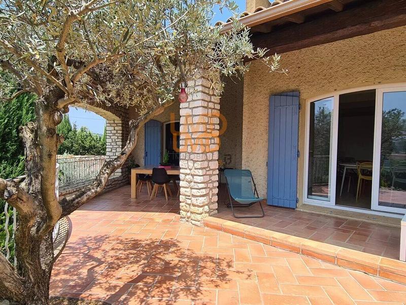 Maison - 155 m² - 7 pièces