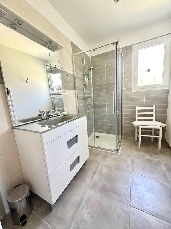 Maison - 150 m² - 4 pièces