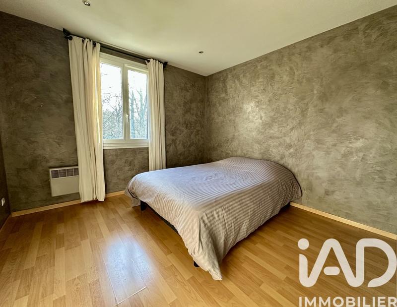 Maison - 180 m² - 8 pièces