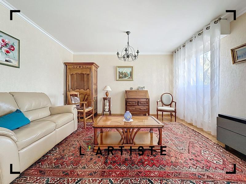 Appartement - 85 m² - 4 pièces