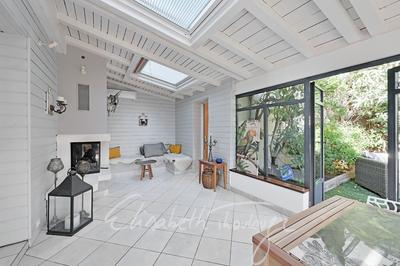 Maison - 160 m² - 8 pièces