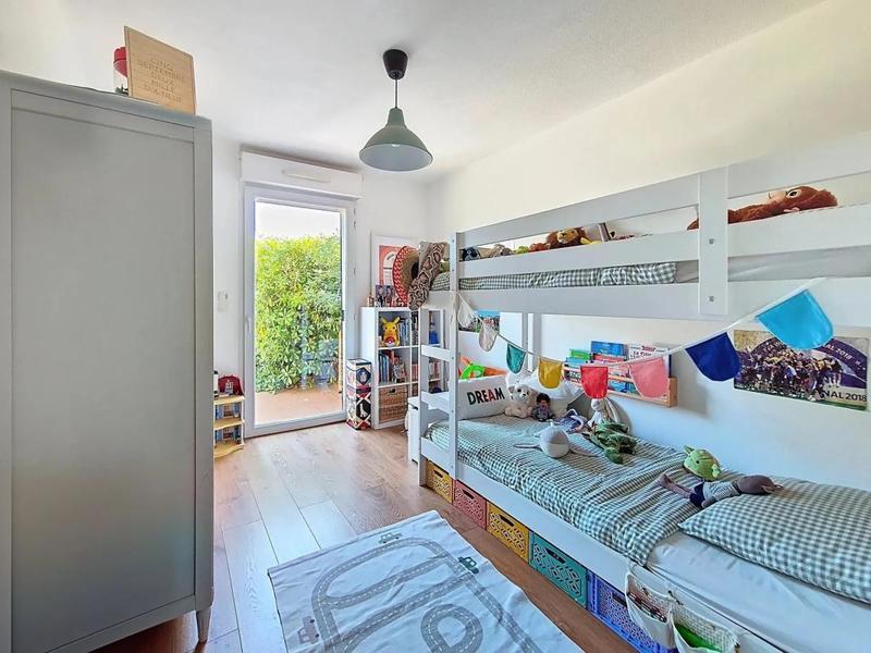 Appartement - 70 m² - 3 pièces