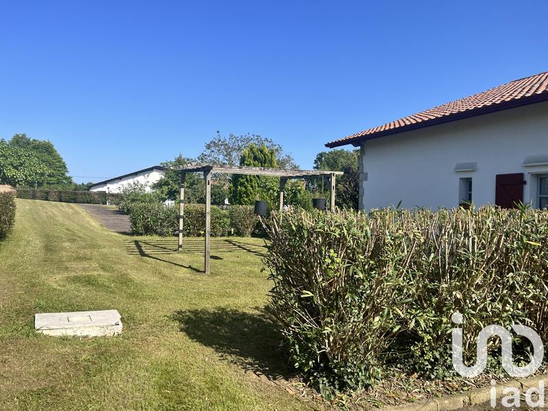 Maison - 209 m² - 7 pièces