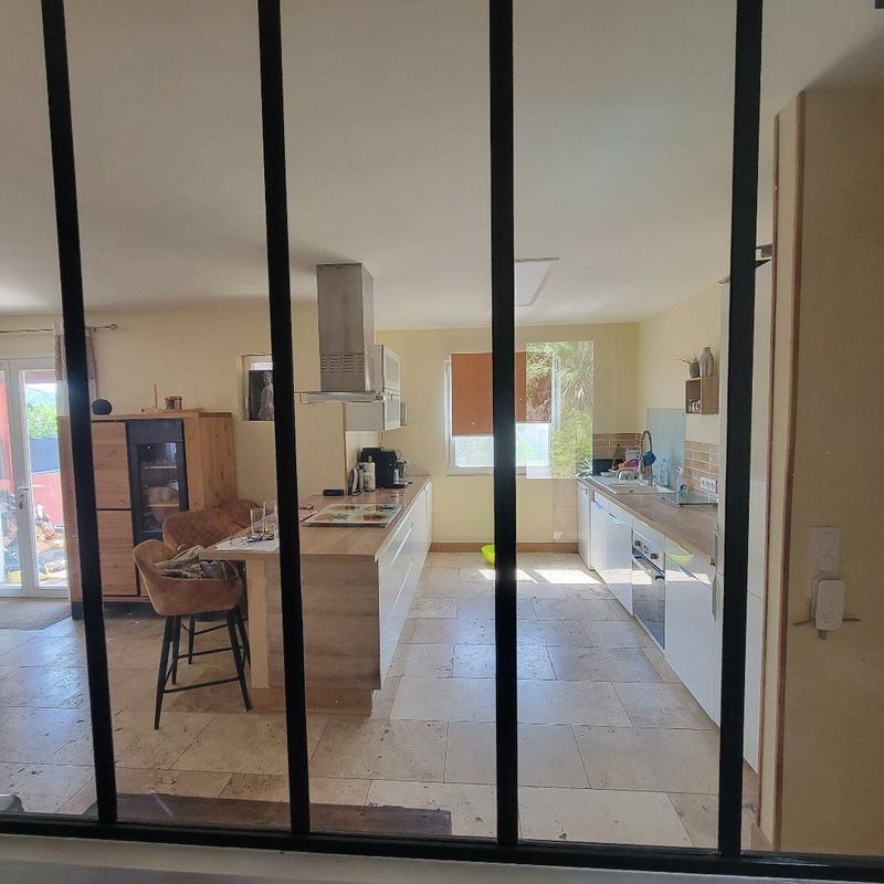 Maison - 300 m² - 10 pièces