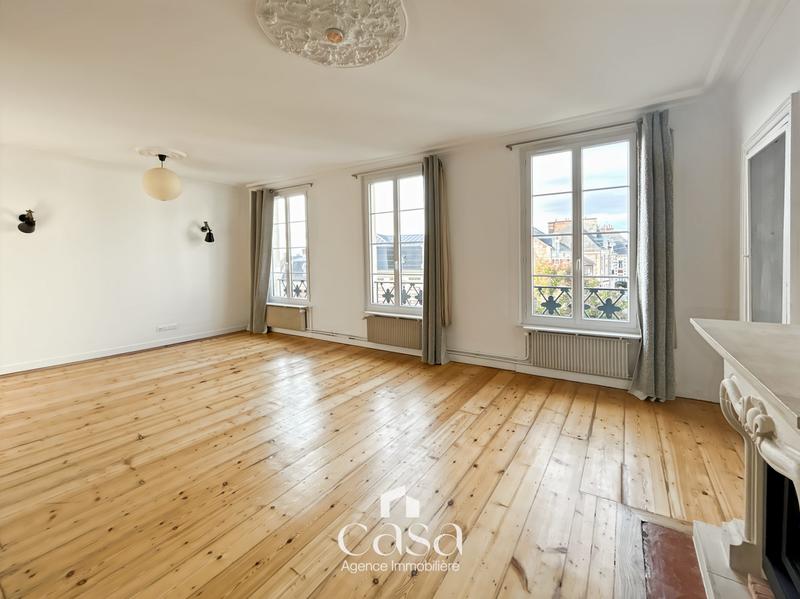 Appartement - 80 m² - 4 pièces