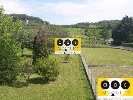 Propriété - 220 m² - 14 pièces