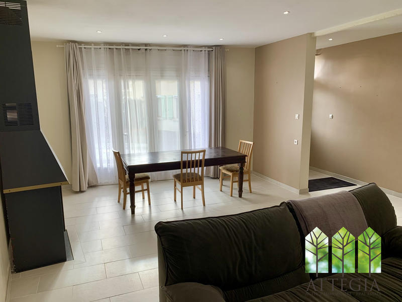 Maison - 171 m² - 7 pièces