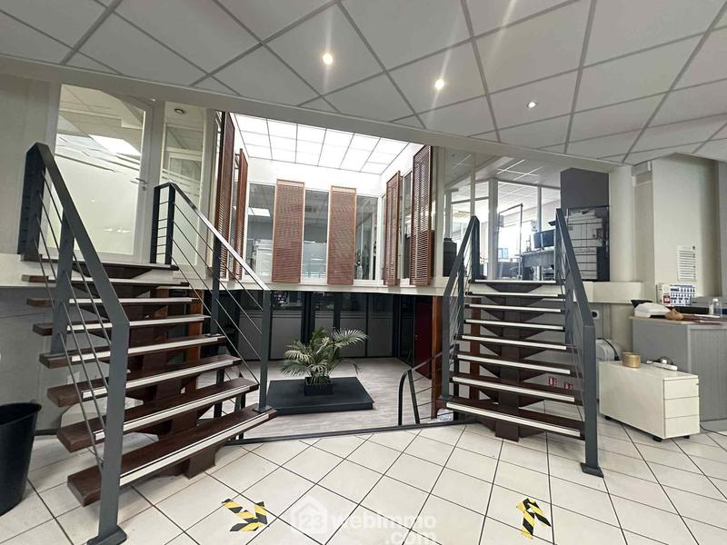 Immeuble - 256 m² - 14 pièces