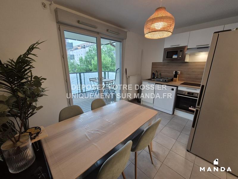 Chambre - 10 m² - 4 pièces