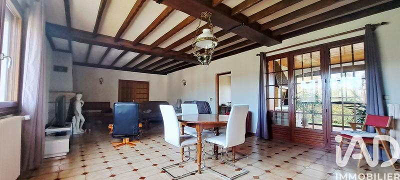 Maison - 229 m² - 7 pièces