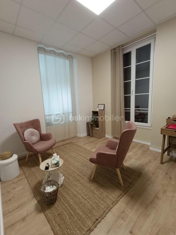 Local commercial - 226 m² - 10 pièces