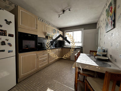 Appartement - 105 m² - 5 pièces