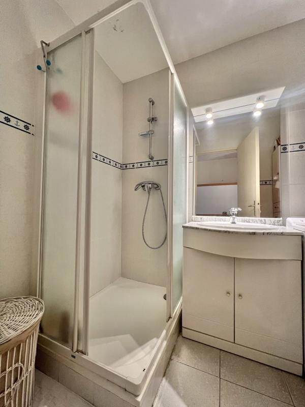 Studio - 28 m² - 1 pièce