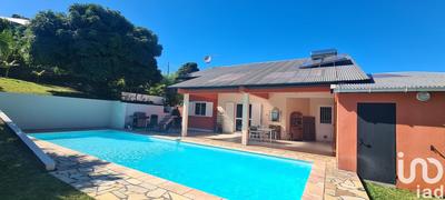 Maison - 205 m² - 7 pièces