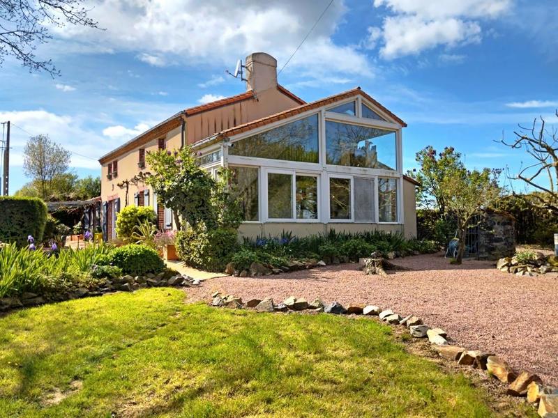 Maison - 165 m² - 5 pièces