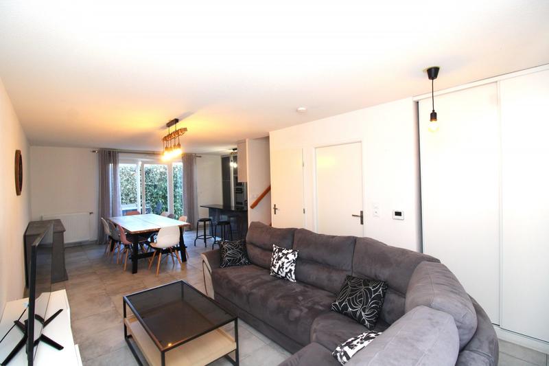 Maison traditionnelle - 85 m² - 4 pièces