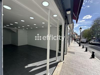 Local d'activité / Entrepôt - 50 m² - 2 pièces