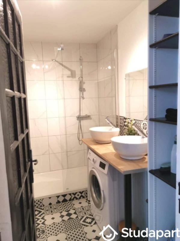 Appartement - 94 m² - 8 pièces