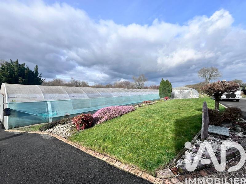 Maison - 198 m² - 6 pièces