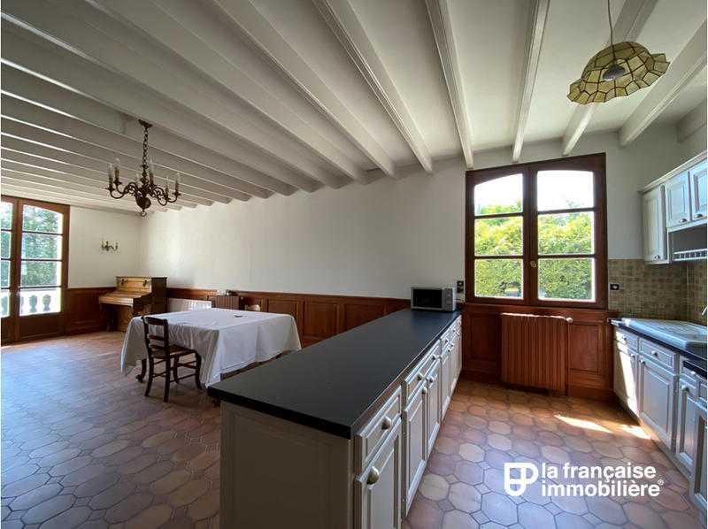 Maison - 182 m² - 6 pièces