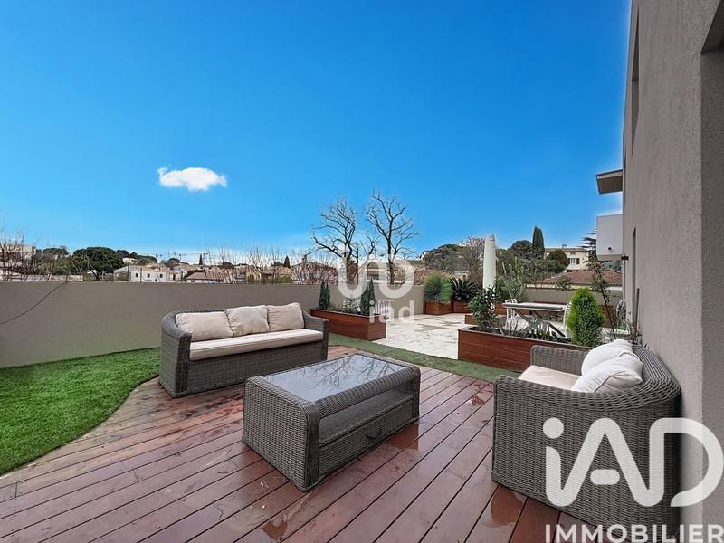 Appartement - 96 m² - 4 pièces