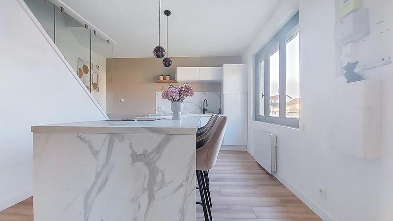 Maison - 140 m² - 4 pièces