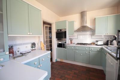 Maison - 159 m² - 7 pièces