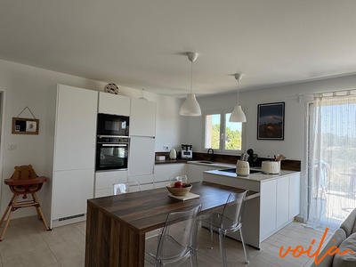 Maison - 92 m² - 4 pièces