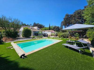 Maison - 163 m² - 6 pièces