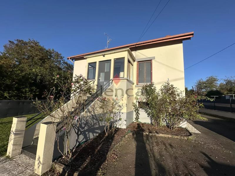 Maison - 98 m² - 4 pièces