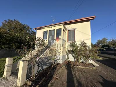 Maison - 98 m² - 4 pièces